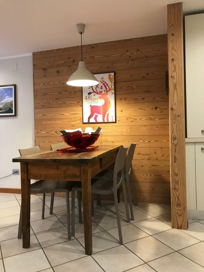 Alloggio Turistico Maison S Anselme Vda Aosta Cir 0015 Dış mekan fotoğraf